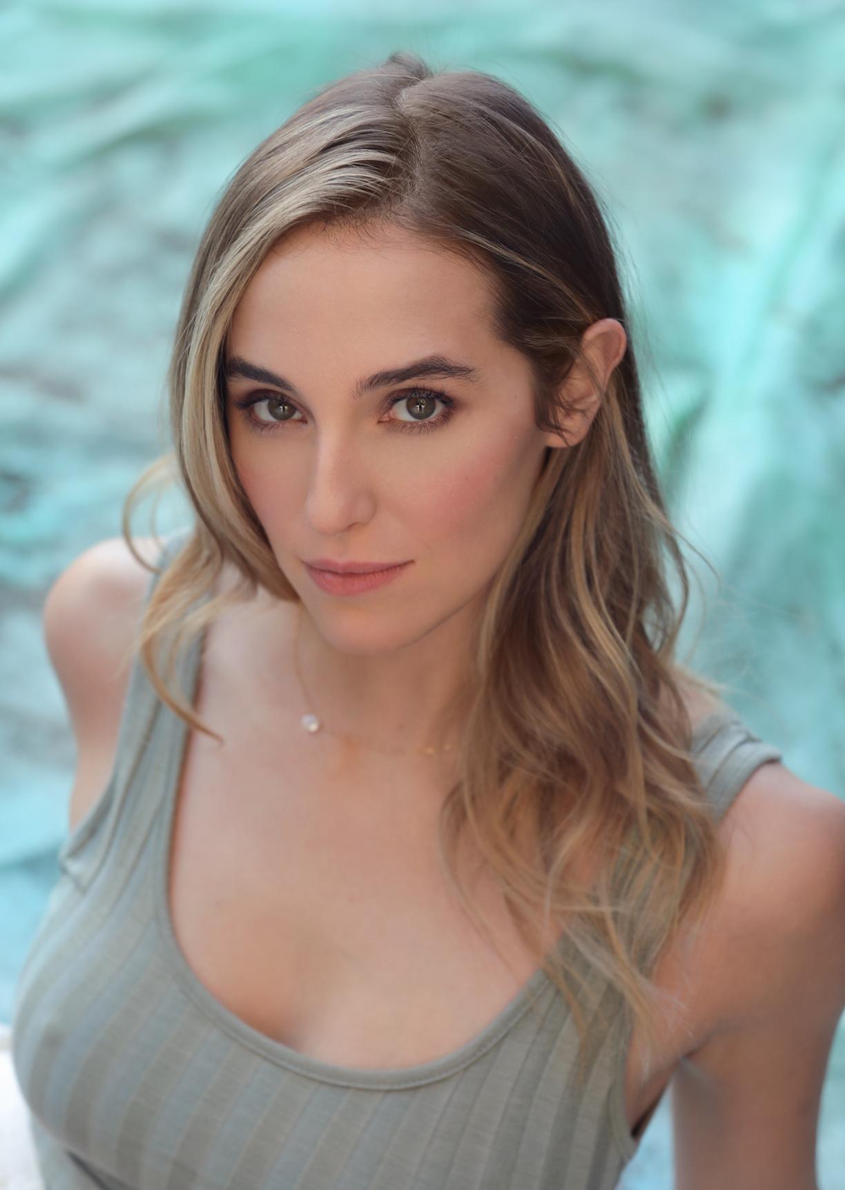 Lauren Swickard: From Modeling Roots to Hollywood Stardom